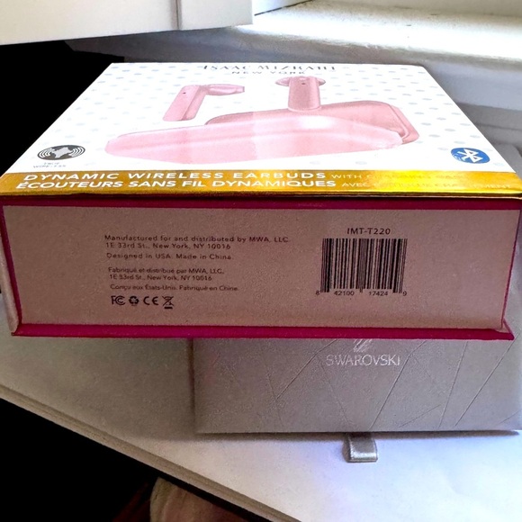 π§π Isaac Mizrahi Pink Wireless Earbuds β Chic Sound on the Go! ππ§ - Picture 16 of 16